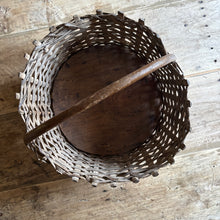 Load image into Gallery viewer, French Split Chestnut Basket
