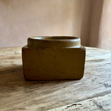 Load image into Gallery viewer, 19th century Traders Coin Bowl Penlen 
