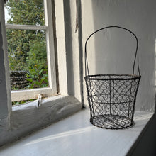 将图片加载到图库查看器，French Chicken Wire Basket
