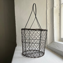 将图片加载到图库查看器，French Chicken Wire Basket
